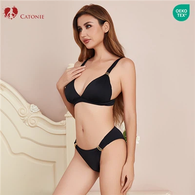 Tveggja hluta svartur sundföt